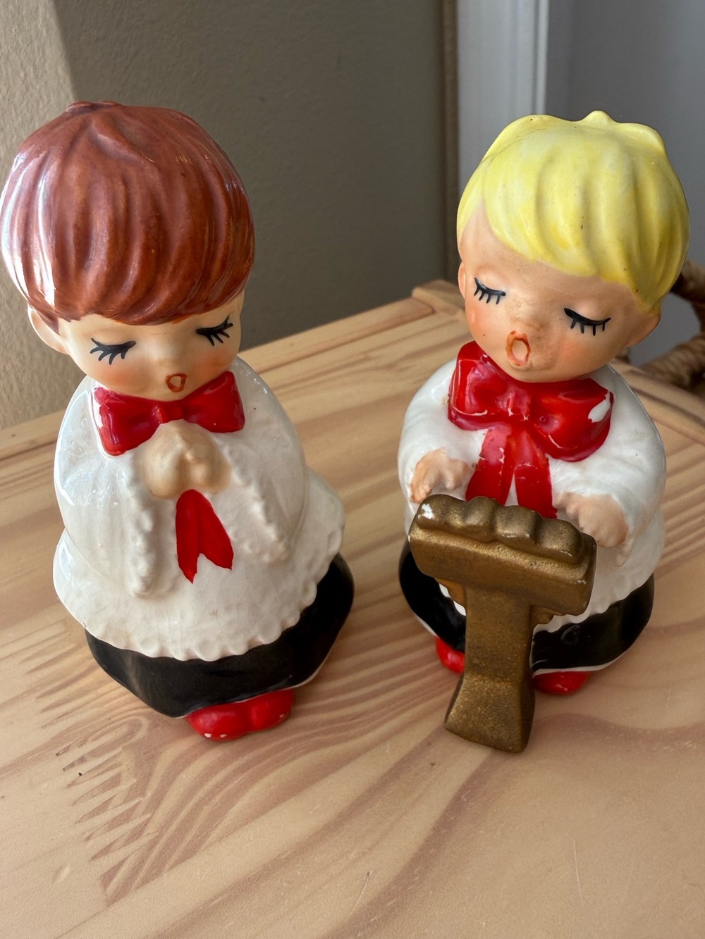 1950s Lefton Japan Choir Boys Holiday